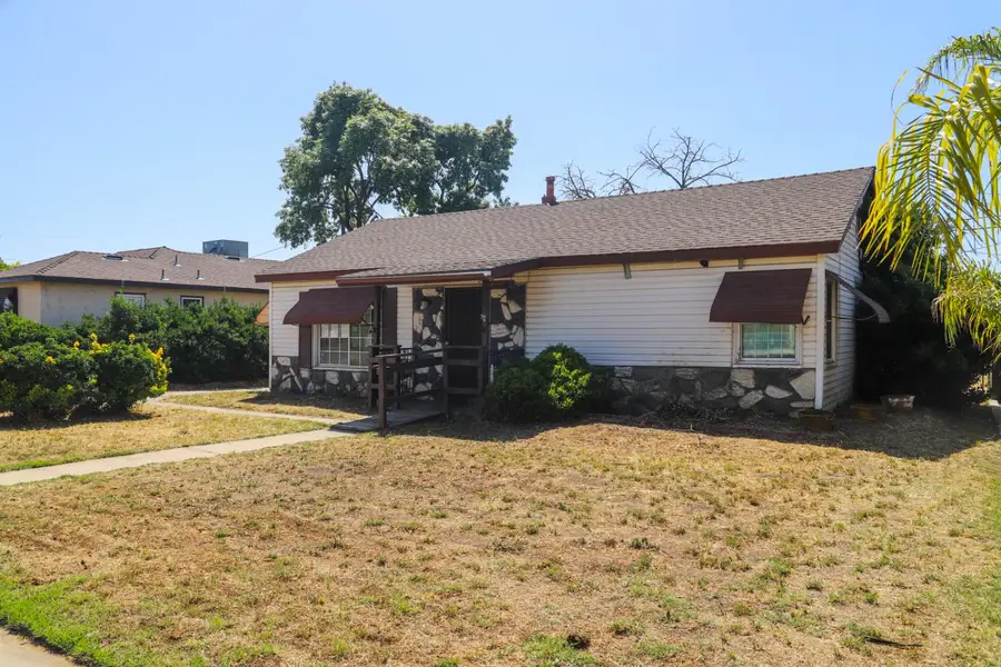 2033 Mayfair Drive E, Fresno, CA 93703 - #2