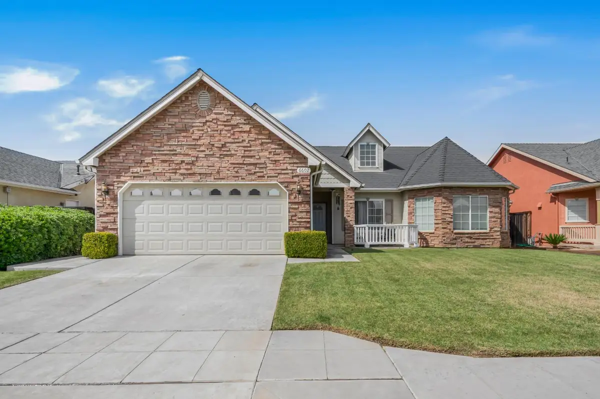6602 E Lowe Avenue, Fresno, CA 93727 - #1