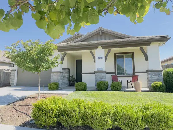 1620 W Porter Avenue, Visalia, CA 93291