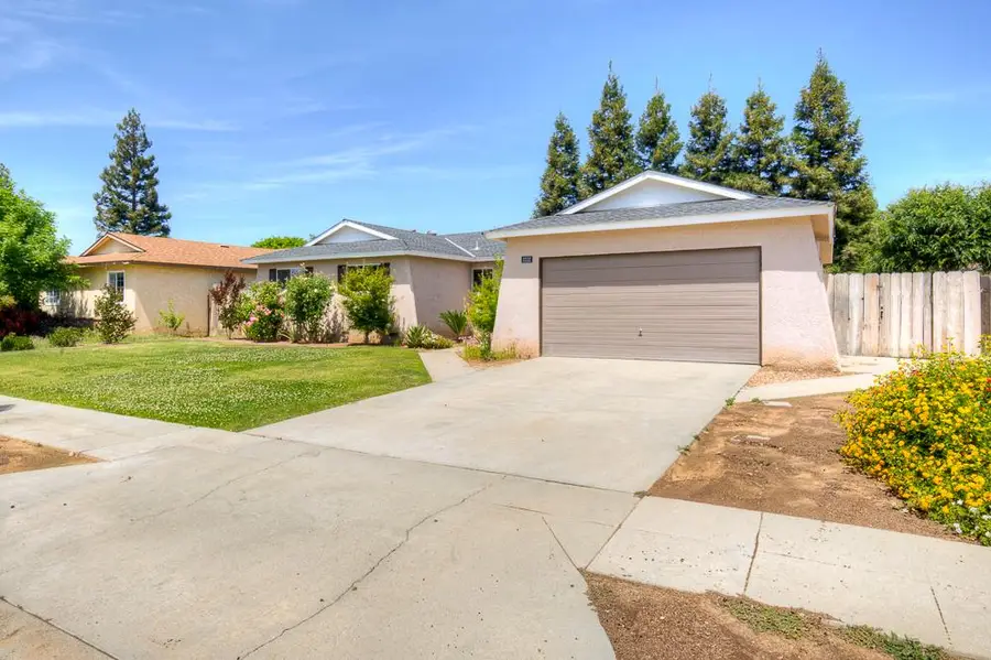 3152 W Morris Avenue, Fresno, CA 93711 - #3