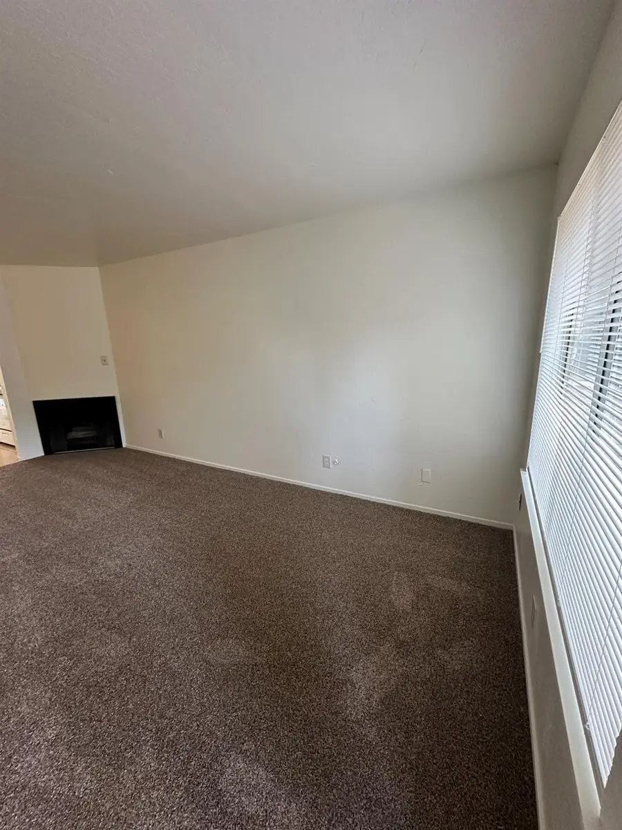 471 Minnewawa Avenue #102, Clovis, CA 93612 - #2