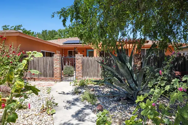 308 Dartmouth Avenue, Coalinga, CA 93210