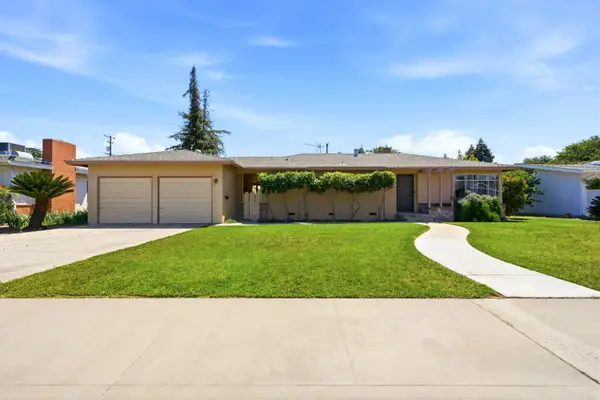 293 W Ponderosa Avenue, Reedley, CA 93654