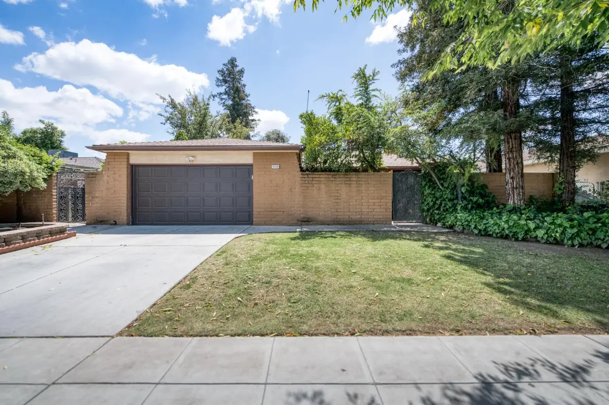 4326 E Gettysburg Avenue, Fresno, CA 93726 - #1