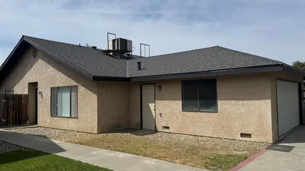 2447 Knowlwood Drive, Hanford, CA 93230