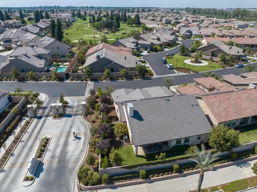 11854 N Champions Drive, Fresno, CA 93730 - #3
