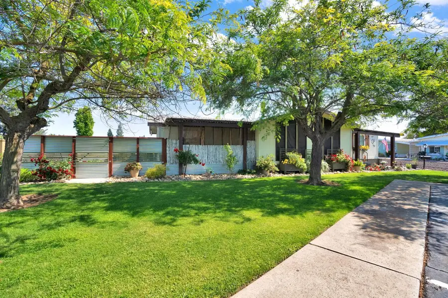 371 N Bethel Ave #70, Sanger, CA 93657 - #2