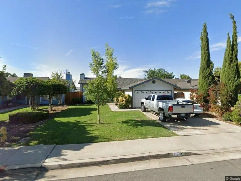 410 Sunset Street, Kingsburg, CA 93631 - #2