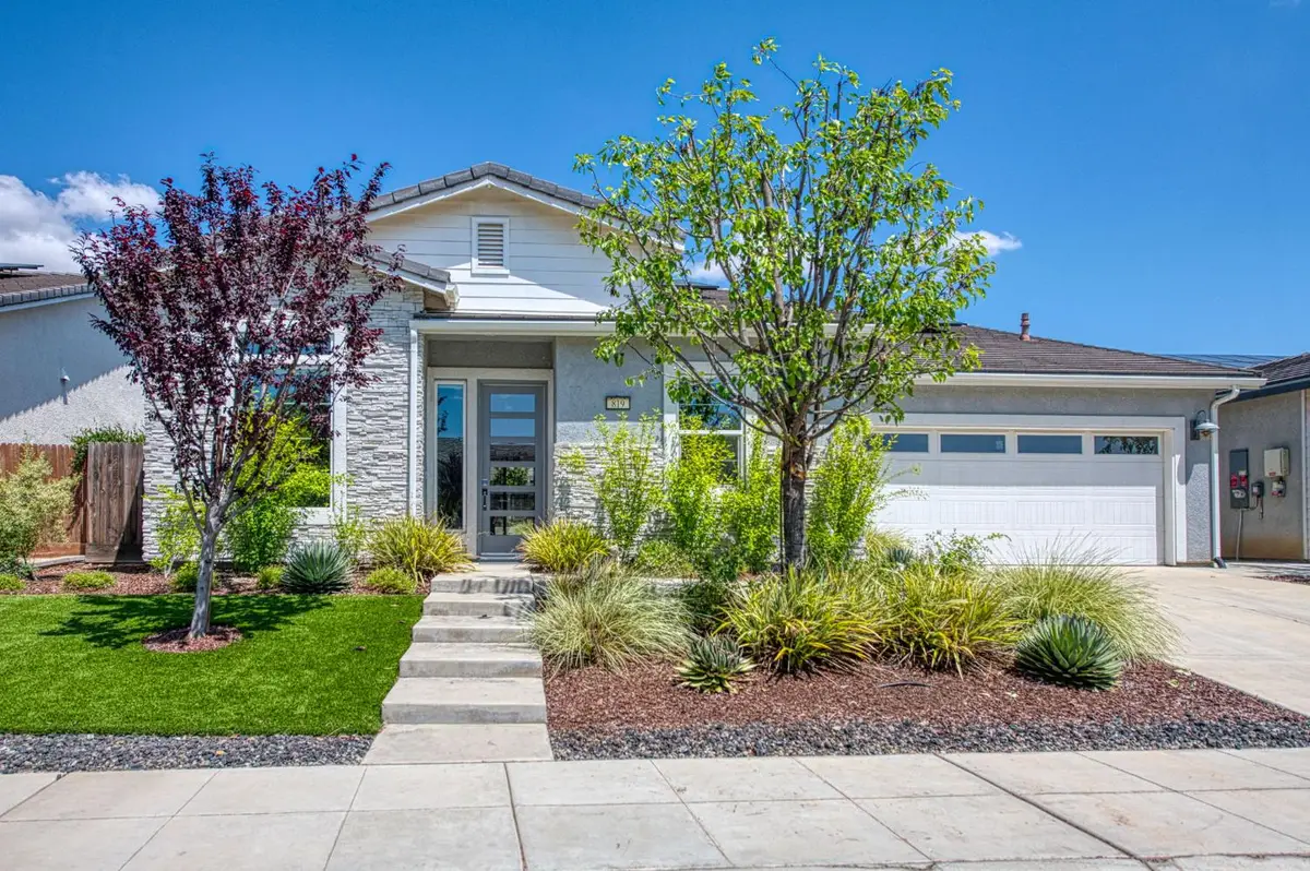 819 Pinnacle Drive W, Madera, CA 93636 - #1