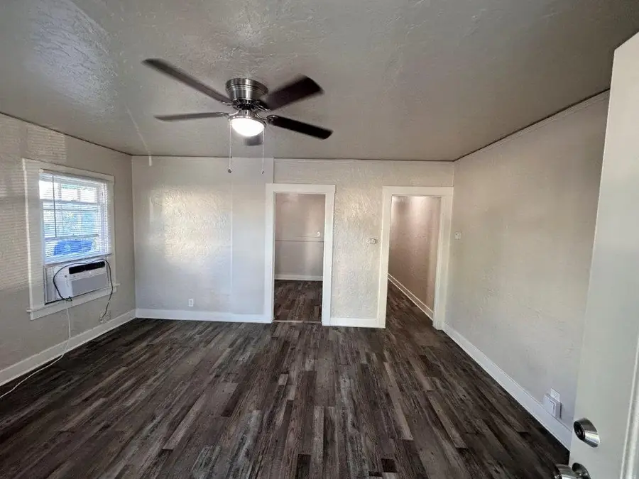 450 N 6th Street, Coalinga, CA 93210 - #3