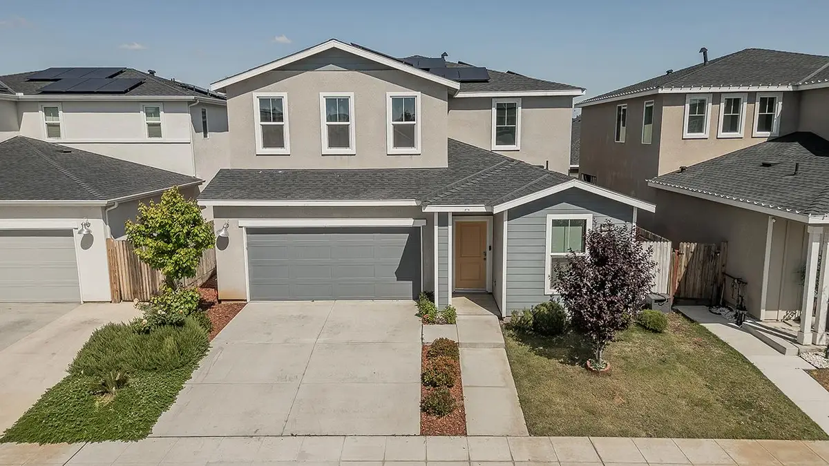 2844 N Vahe Avenue, Fresno, CA 93737 - #1
