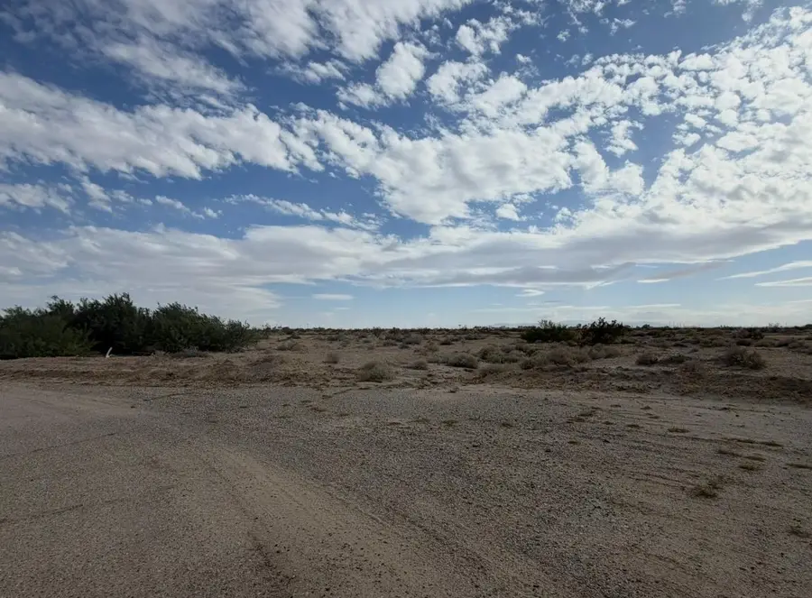 1 Sea Manor Avenue, Salton City, CA 92275 - #3