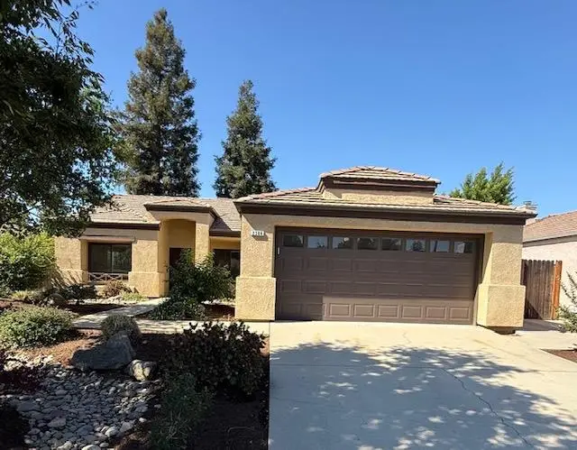 2368 E El Paso Avenue, Fresno, CA 93720 - #1