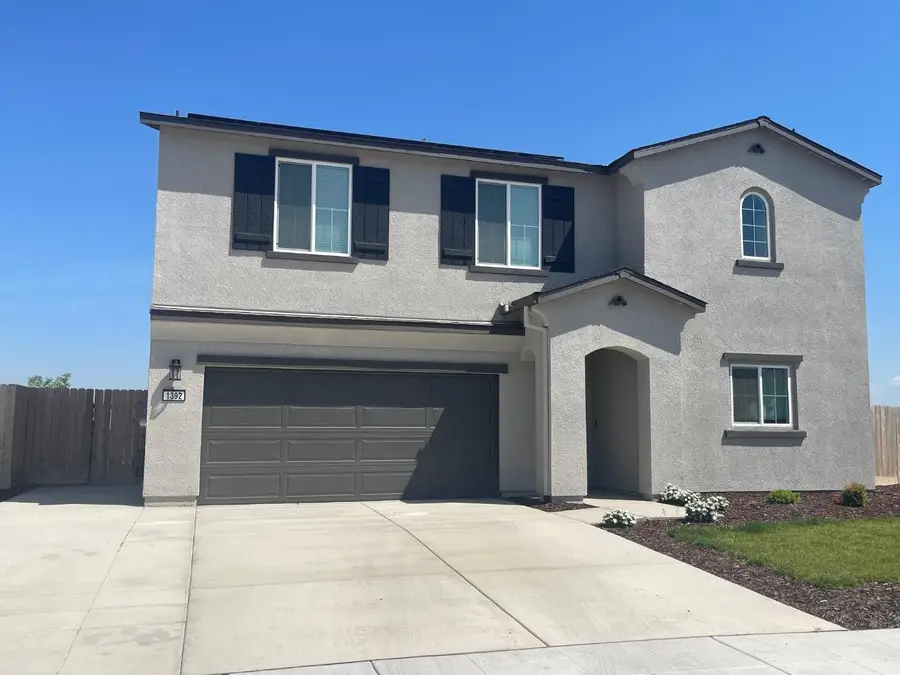1392 W Clara Avenue, Fowler, CA 93625 - #2