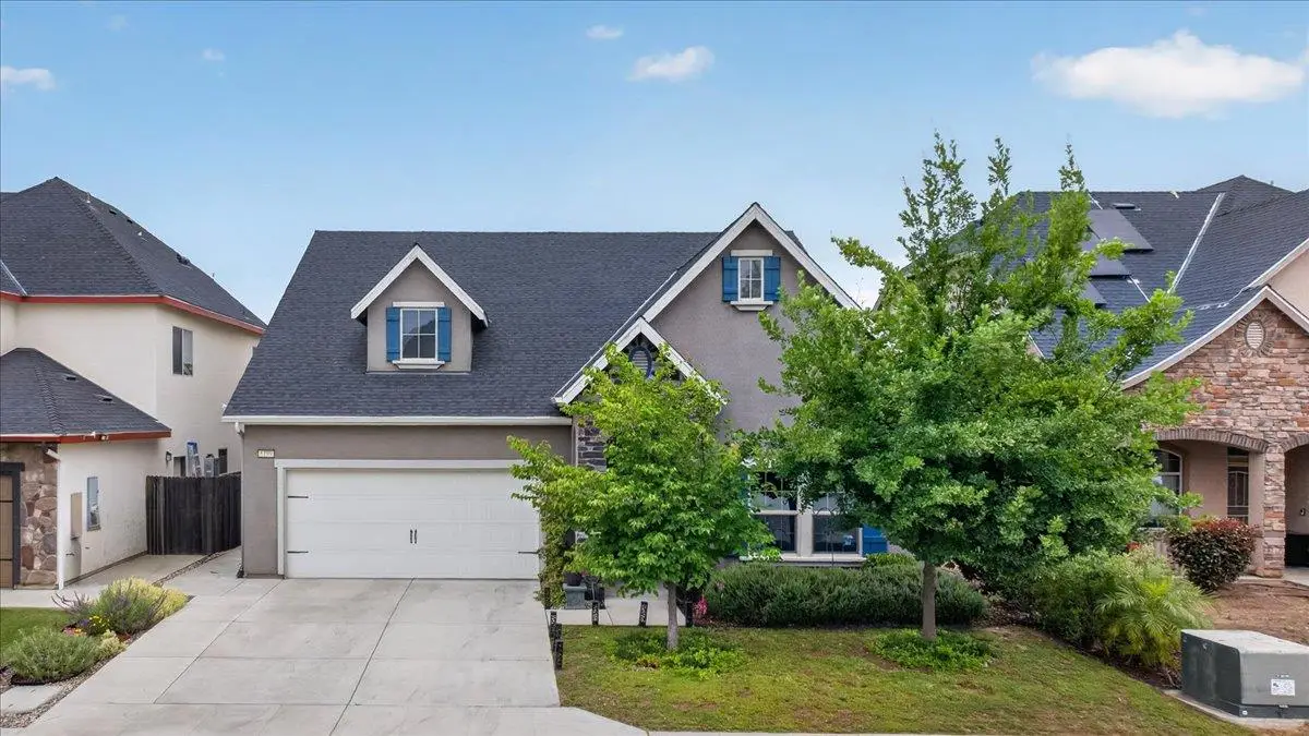 6189 E Farrin Avenue, Fresno, CA 93727 - #1