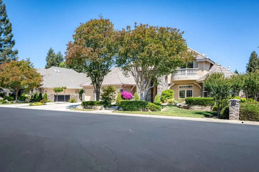 1550 E Starpass Drive, Fresno, CA 93730 - #2