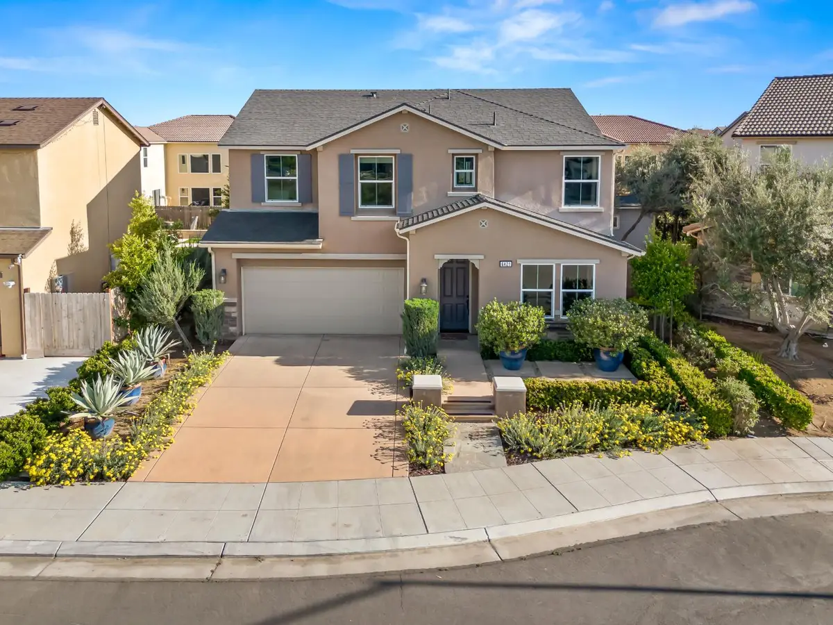 6421 W Indianapolis Avenue, Fresno, CA 93723 - #1