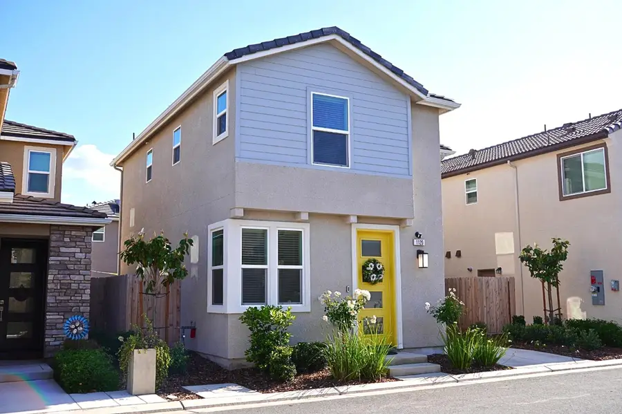 1120 Vanguard Way W, Madera, CA 93636 - #2