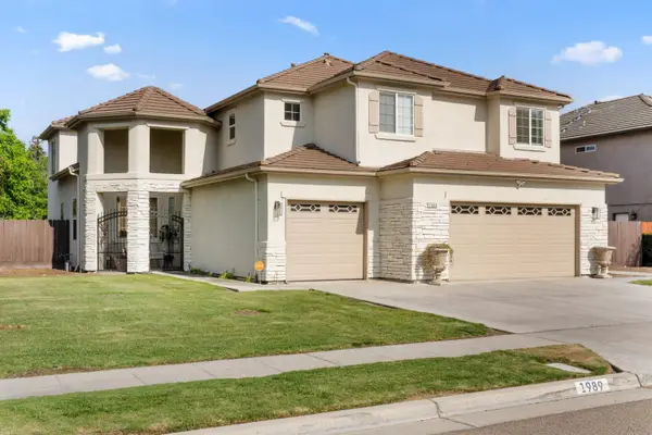 1989 S Orangewood Drive, Fresno, CA 93727