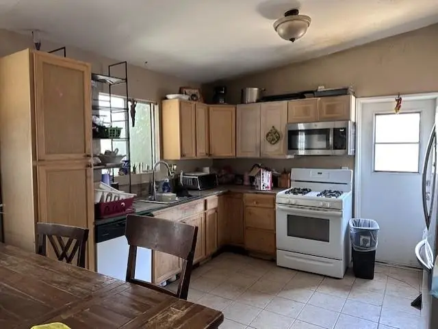 57005 Antelope, Yucca Valley, CA 92284 - #3