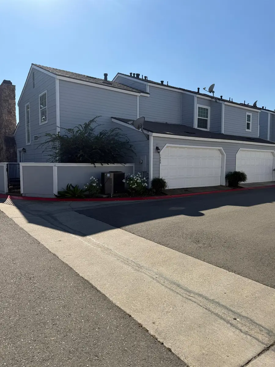 1448 Plymouth Rock Way, Clovis, CA 93612 - #3