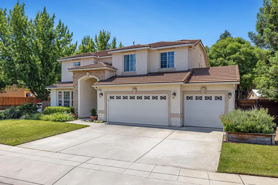 2696 Robinwood Avenue, Clovis, CA 93611 - #3