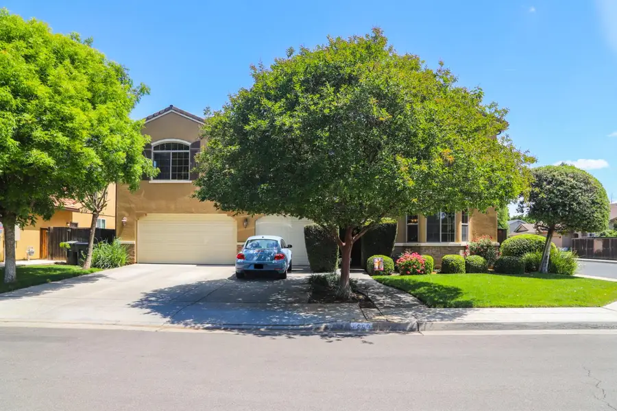 4292 N Gregory Avenue, Fresno, CA 93722 - #2