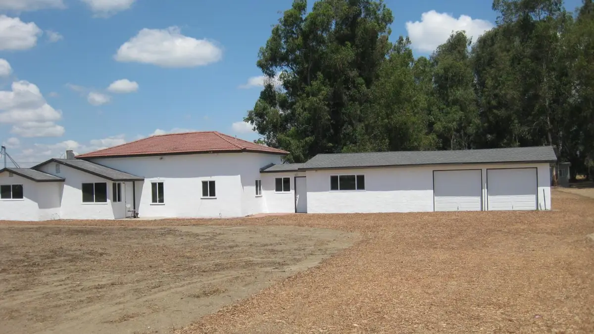 6778 Nebraska Avenue, Selma, CA 93662 - #1