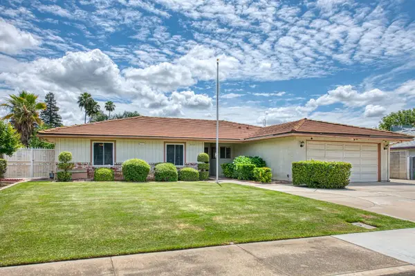 2153 Jenni Avenue, Sanger, CA 93657
