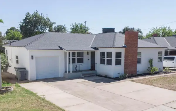 74 E Garland Avenue, Fresno, CA 93704