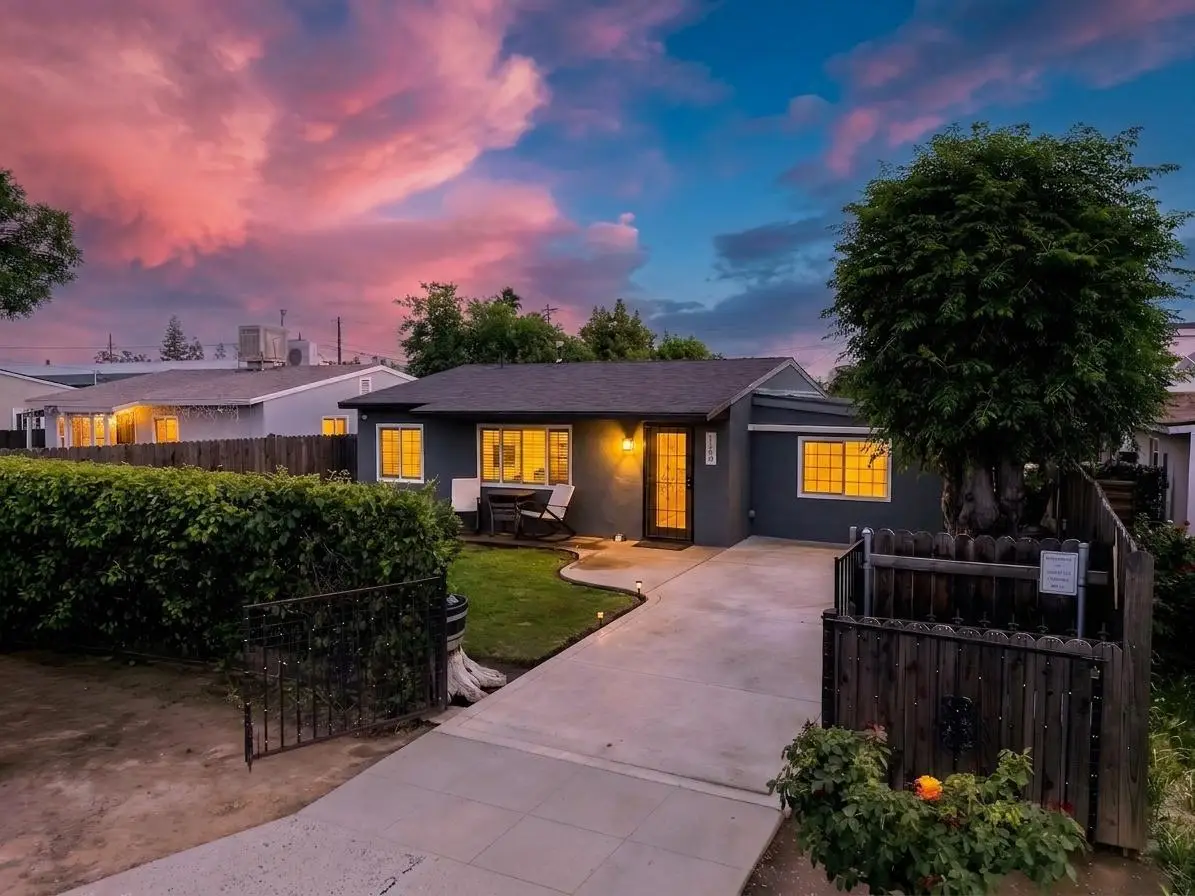 1129 W Locust Avenue, Pinedale, CA 93650 - #1