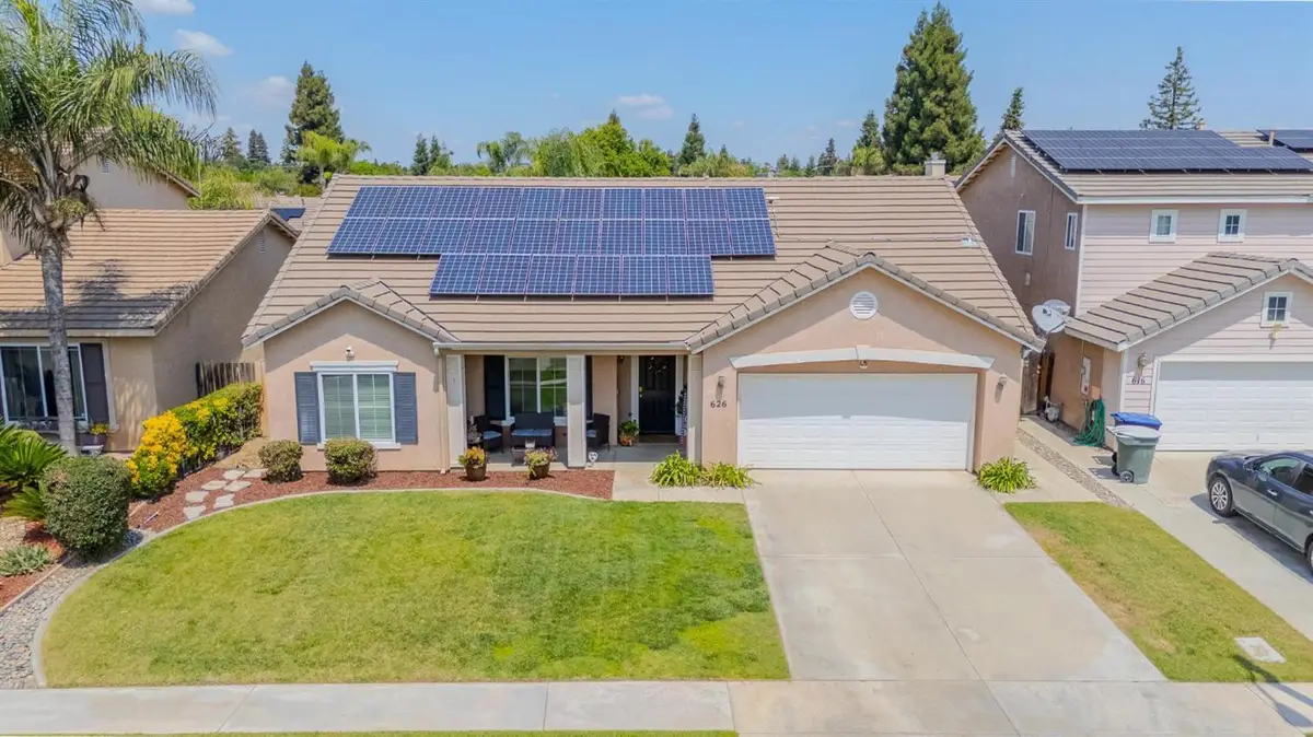 626 W Loyola, Visalia, CA 93277 - #1