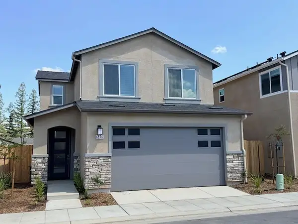 6576 Blushing Drive, Fresno, CA 93727