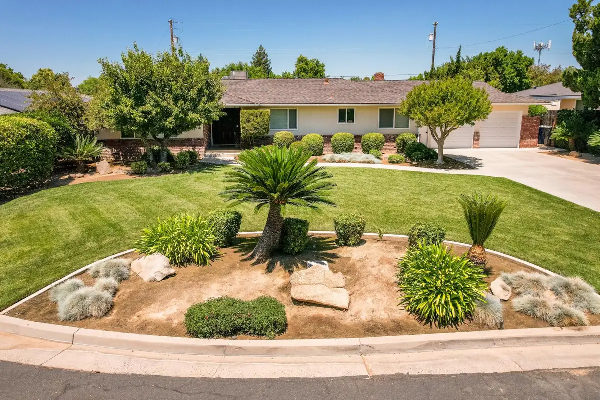 1770 W Celeste Avenue, Fresno, CA 93711 - #1
