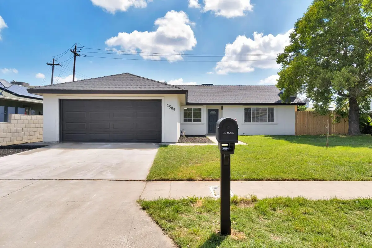 1505 Fountain Way, Madera, CA 93638 - #1