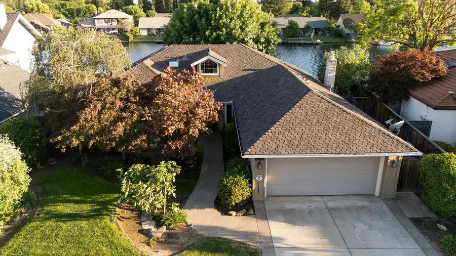 877 E Catalina Circle, Fresno, CA 93730 - #3
