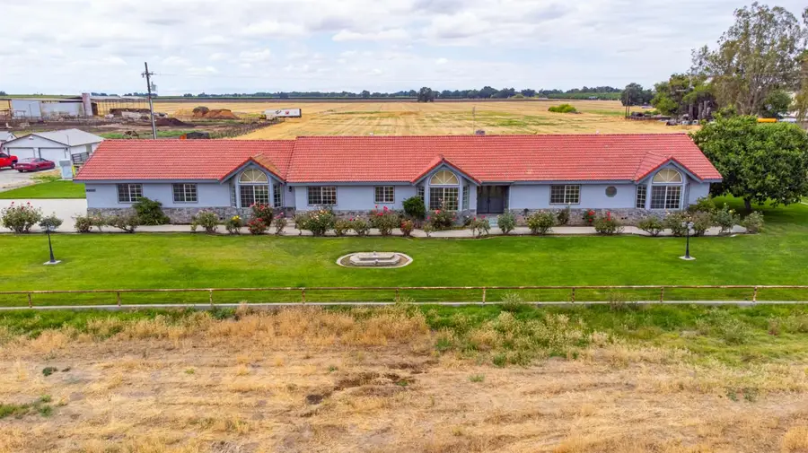 9200 Highway 41, Lemoore, CA 93245 - #2