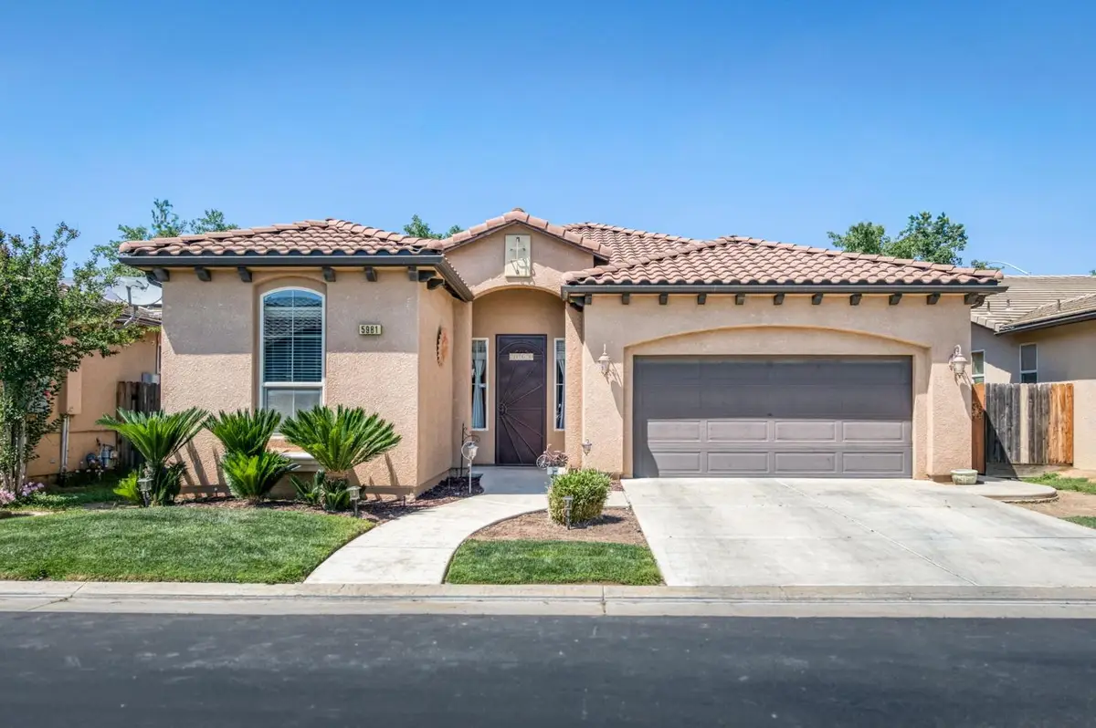 5981 E Via Manzi Drive, Fresno, CA 93727 - #1
