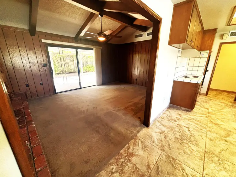 867 E Frederick Avenue, Fresno, CA 93720 - #3