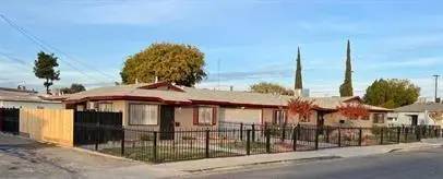 3555 E Mckinley Avenue, Fresno, CA 93703