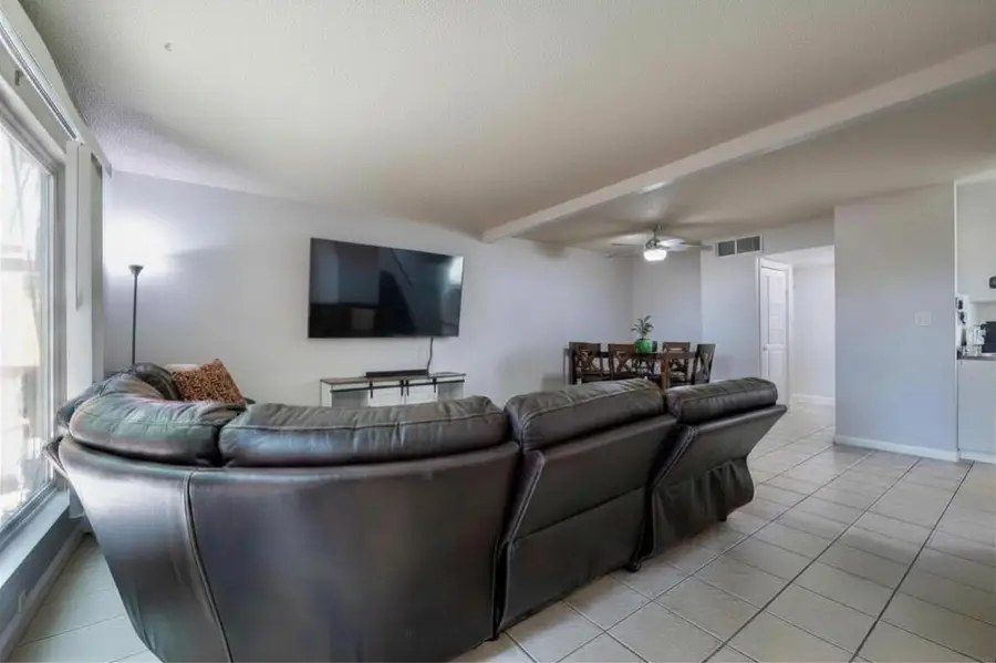 6606 N 3rd Street, Fresno, CA 93710 - #2