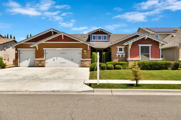 3245 Lexington Avenue, Clovis, CA 93619