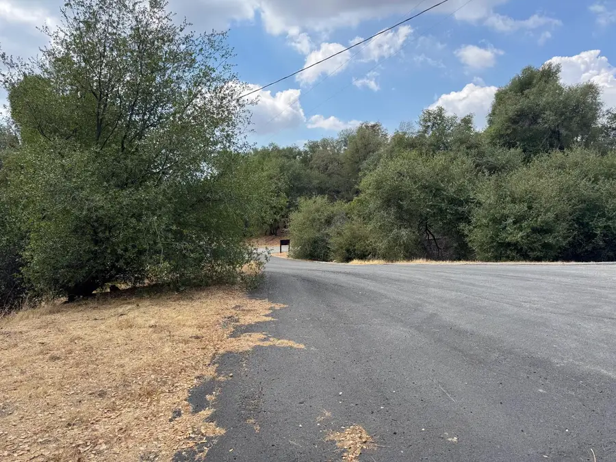2 Summerhill, Coarsegold, CA 93614 - #2