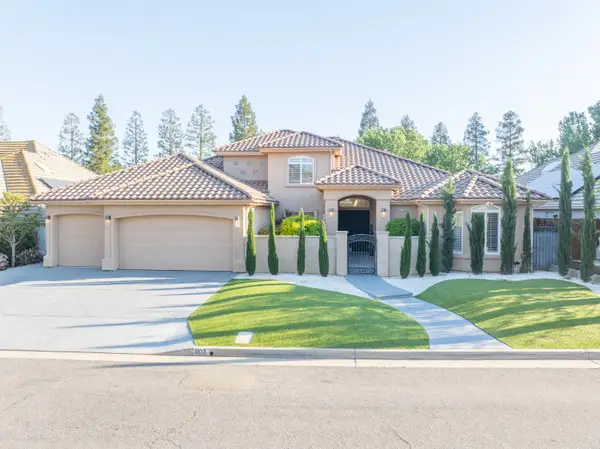 1103 E Newhall Drive, Fresno, CA 93720