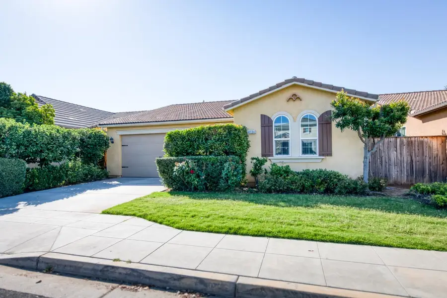 4134 Richmond Avenue, Clovis, CA 93619 - #3