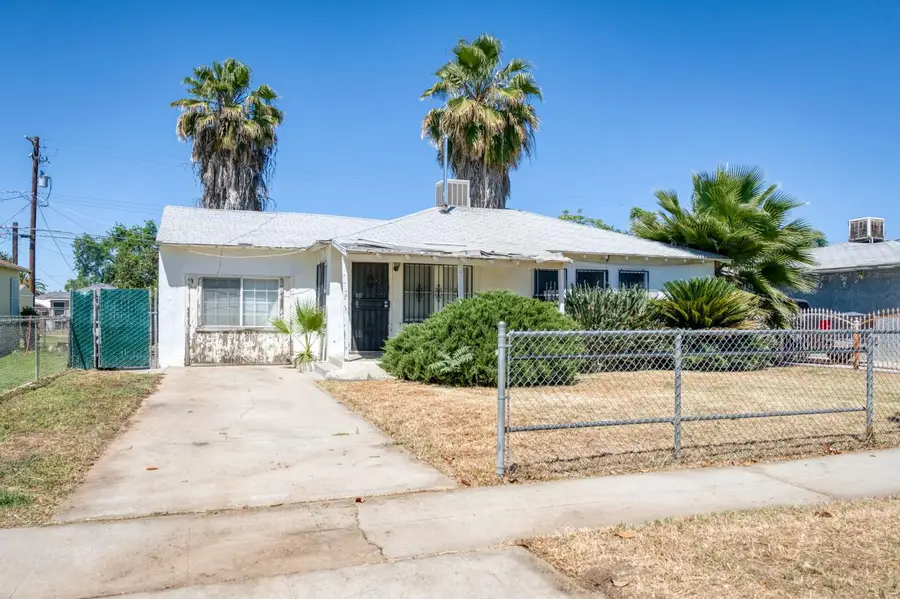 2568 S Lotus Avenue, Fresno, CA 93706 - #2