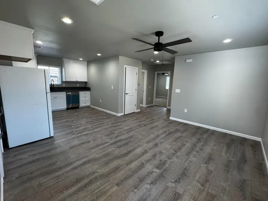 4834 N Fruit Avenue, Fresno, CA 93705 - #3