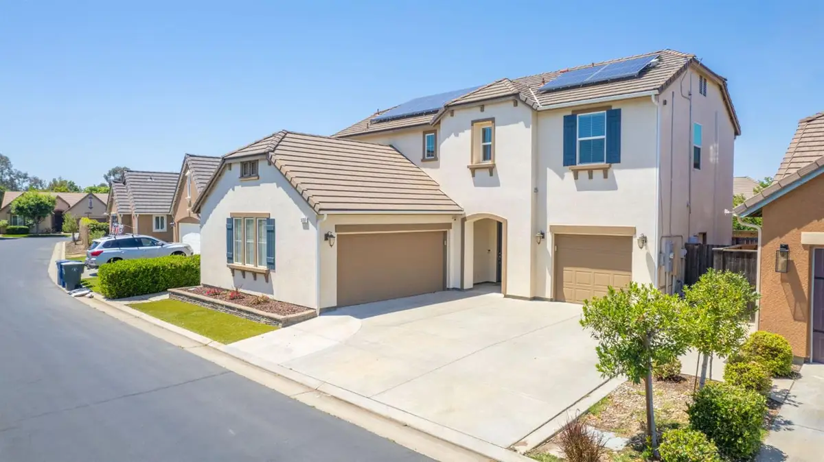 3727 Chessa Lane, Clovis, CA 93619 - #1