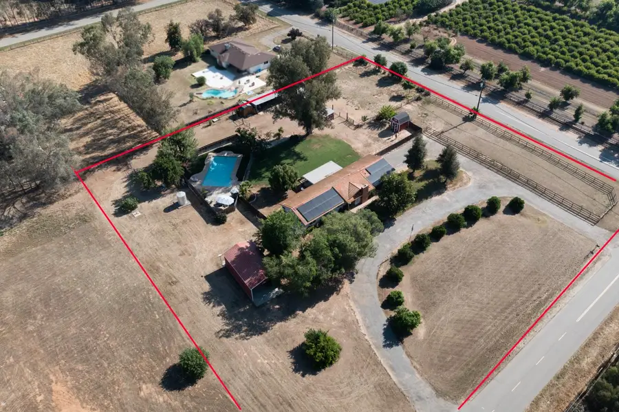 37715 Cloverleaf Avenue, Madera, CA 93636 - #2