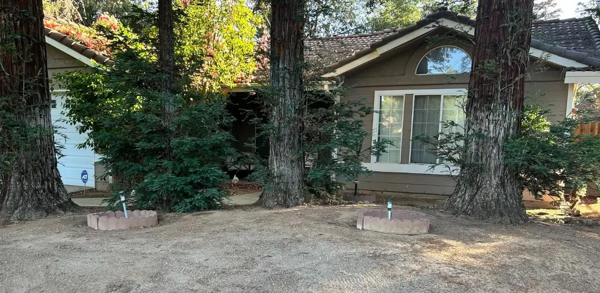 5802 W Locust Avenue, Fresno, CA 93722 - #1
